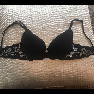 Victoria’s Secret Very Sexy Push-up Bra 34C